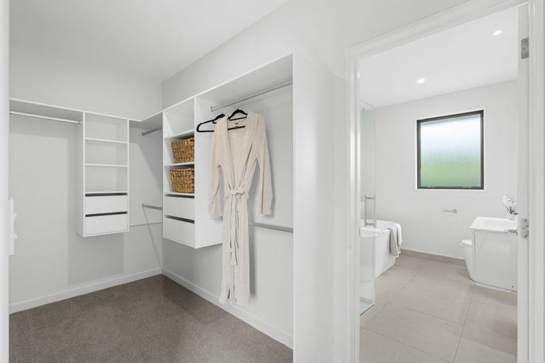 Photo of property in 11 Little Gem Road, Hornby, Christchurch, 8025