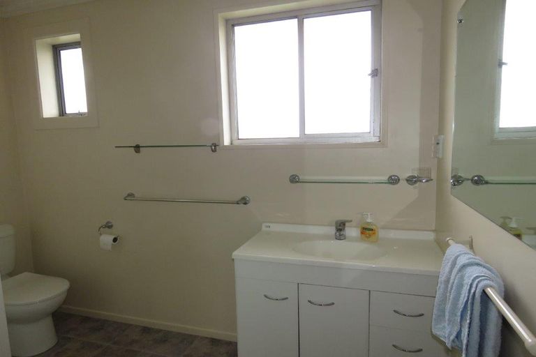 Photo of property in 4 Cunningham Street, Grasmere, Invercargill, 9810