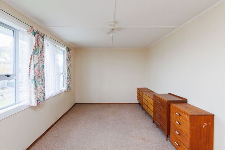 Photo of property in 8-10 Opie Place, Highbury, Palmerston North, 4412