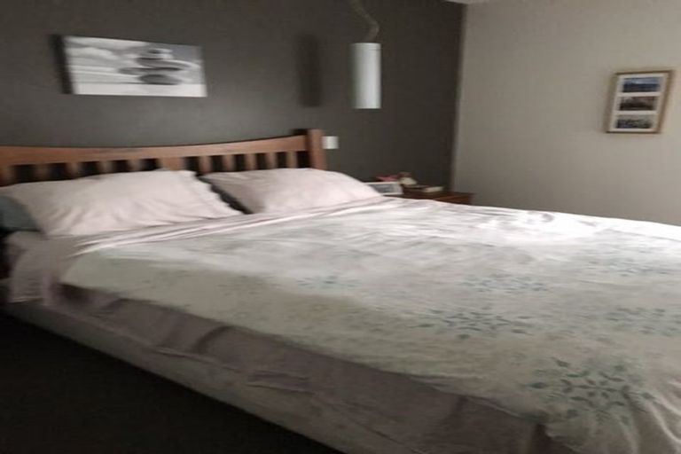 Photo of property in Montreaux, 164 The Terrace, Wellington Central, Wellington, 6011