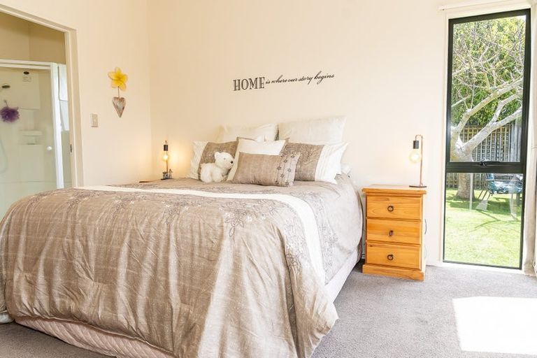 Photo of property in 3 Melfort Place, Nawton, Hamilton, 3200