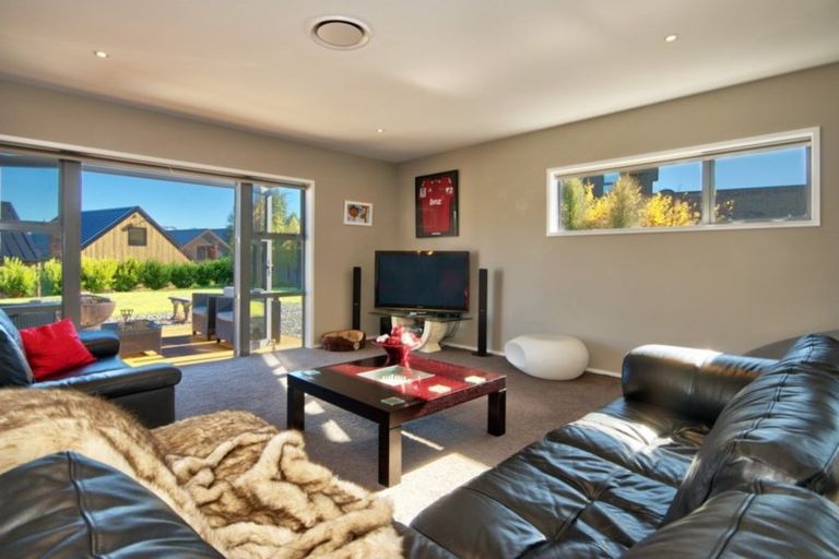 Photo of property in 7 Bretby Court, Jacks Point, Queenstown, 9371
