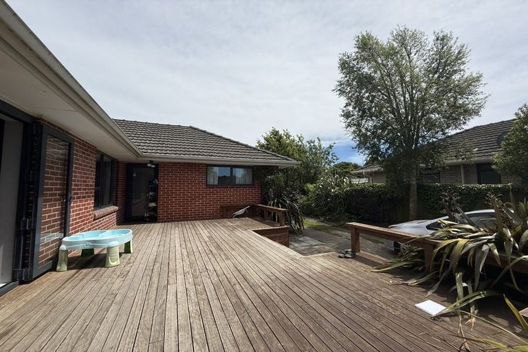 Photo of property in 9 Geelong Place, Burnside, Christchurch, 8053