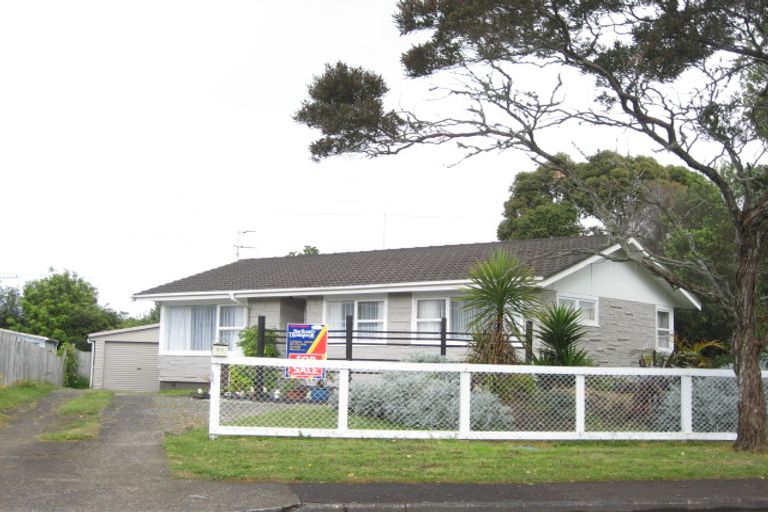 Photo of property in 83 Chichester Drive, Rosehill, Papakura, 2113