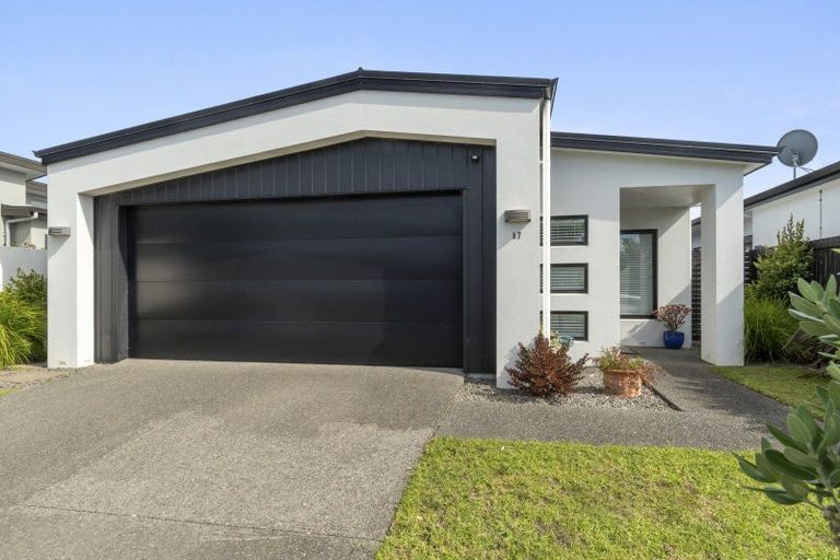 Photo of property in 67 Coast Boulevard, Papamoa Beach, Papamoa, 3118