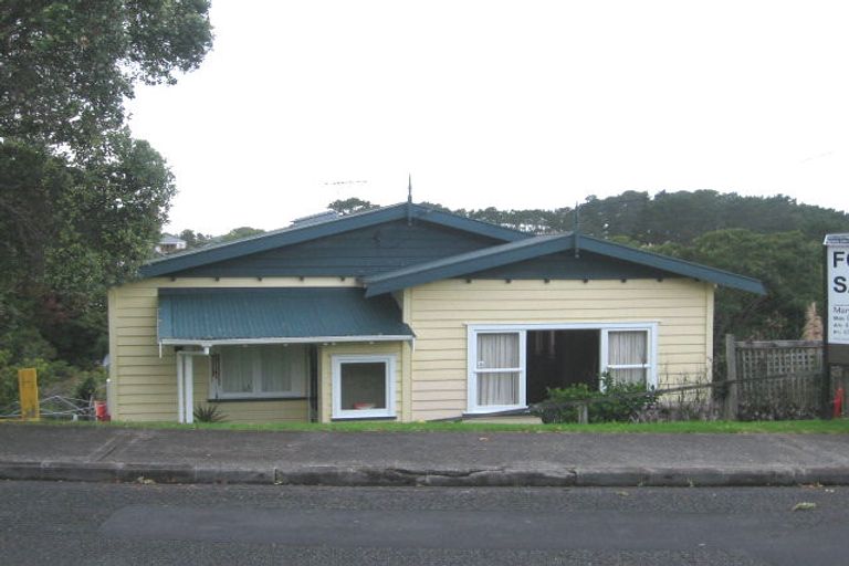 Photo of property in 46 Colonial Road, Birkenhead, Auckland, 0626