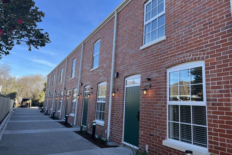 Photo of property in 6/38 Buffon Street, Waltham, Christchurch, 8023