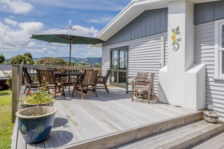 Photo of property in 13 Burn Street, Levin, 5510