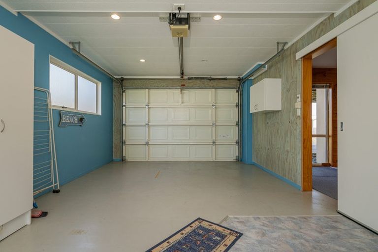 Photo of property in 102 Corokia Place, Matarangi, Whitianga, 3592