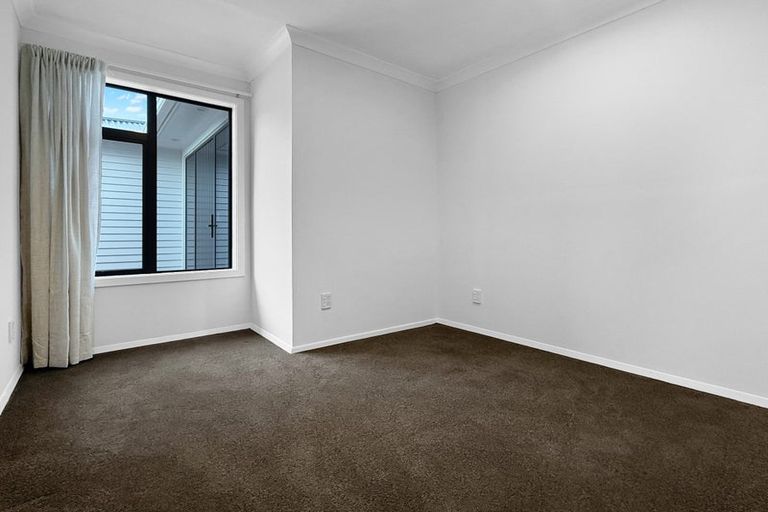Photo of property in 19 Gardener Street, Levin, 5510