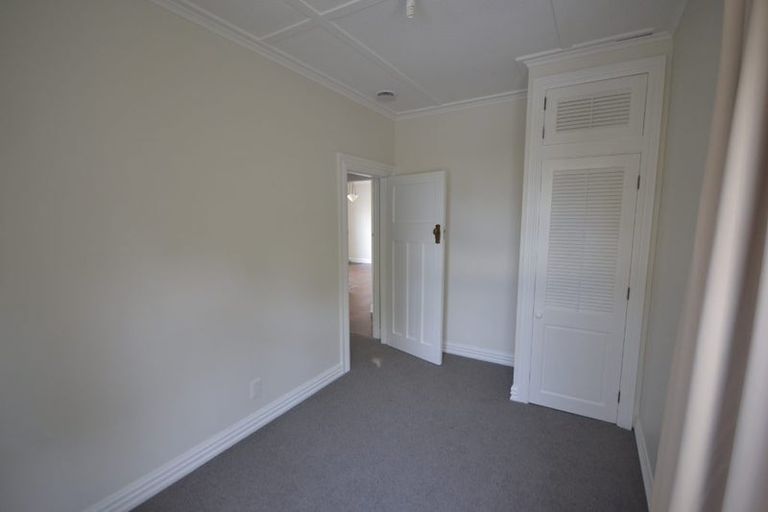Photo of property in 43 Trelissick Crescent, Ngaio, Wellington, 6035