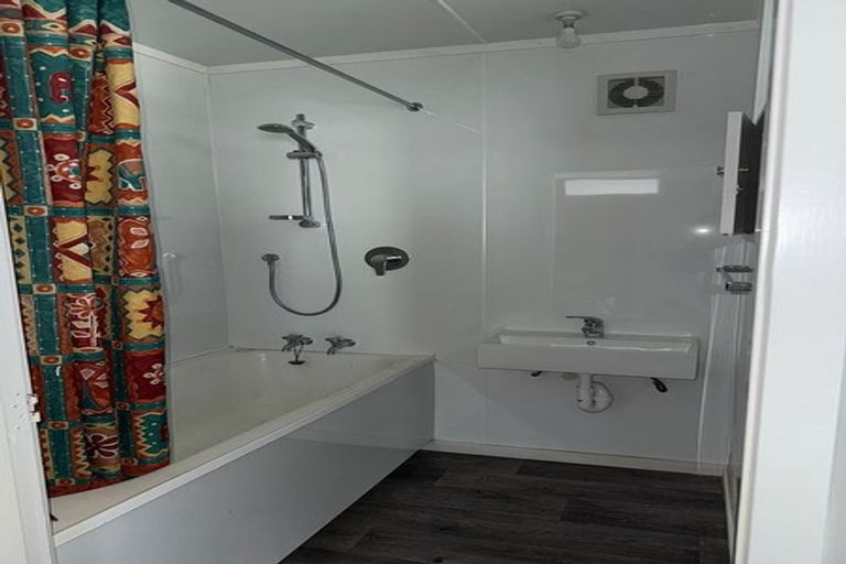 Photo of property in 13-17 Park Avenue, Epuni, Lower Hutt, 5011