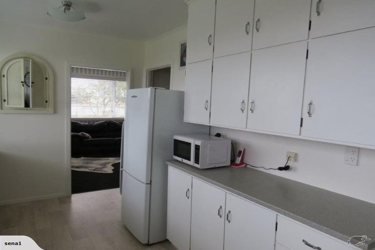 Photo of property in 30 Montgomery Street, Feilding, 4702