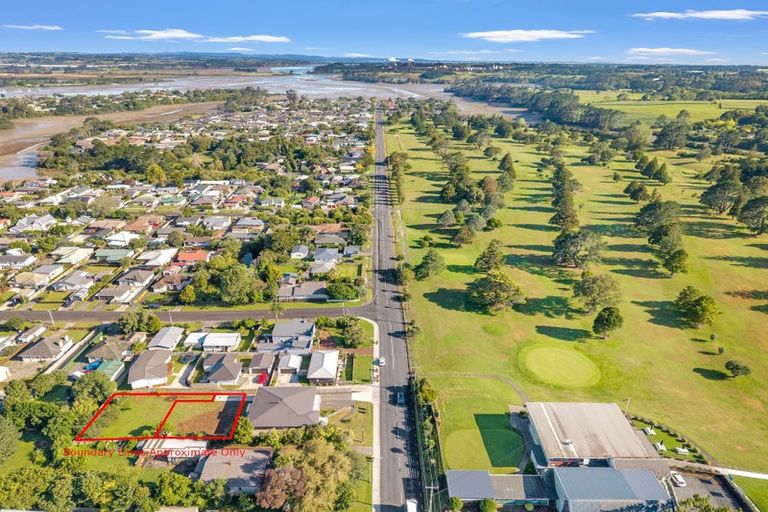 Photo of property in 12b Racecourse Road, Waiuku, 2123