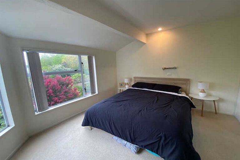 Photo of property in 1/84 Bowenvale Avenue, Cashmere, Christchurch, 8022