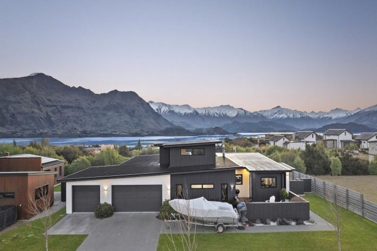 Photo of property in 67 Infinity Drive, Wanaka, 9305