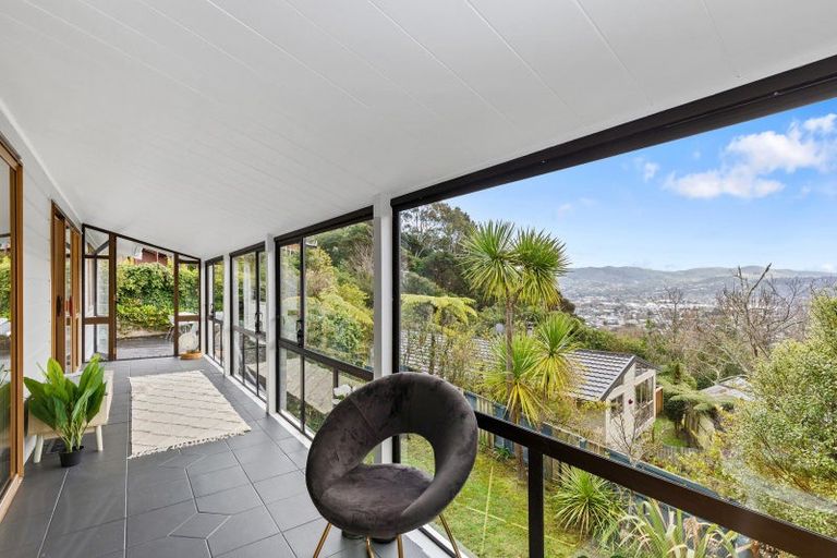 Photo of property in 10 Kerkwall Drive, Naenae, Lower Hutt, 5011