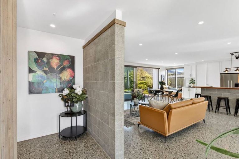 Photo of property in 13 Isthmus Place, Lake Hawea, Wanaka, 9382