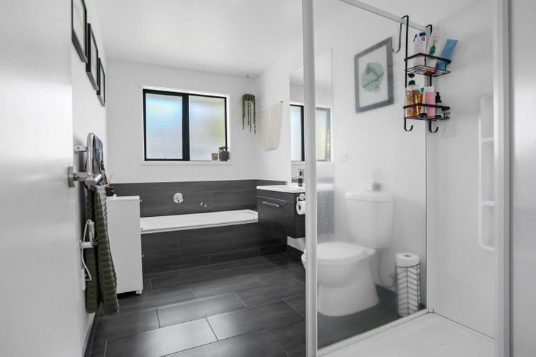 Photo of property in 5 Anatere Rise, Athenree, Katikati, 3177