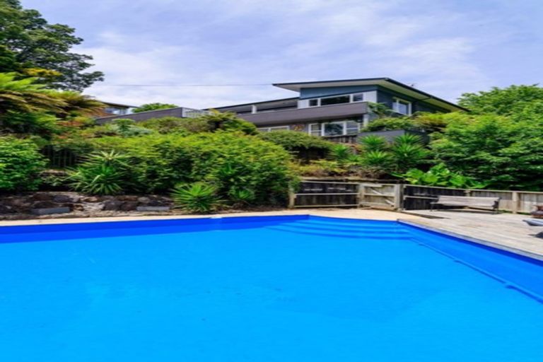 Photo of property in 56 Grand Vue Road, Kawaha Point, Rotorua, 3010