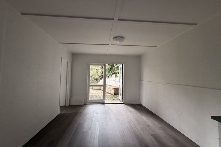 Photo of property in 55 Park Hill Road, Birkenhead, Auckland, 0626