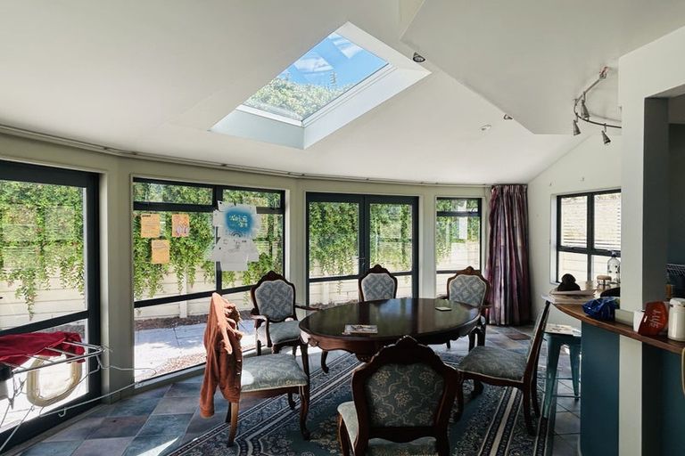 Photo of property in 12a Redwood Avenue, Tawa, Wellington, 5028