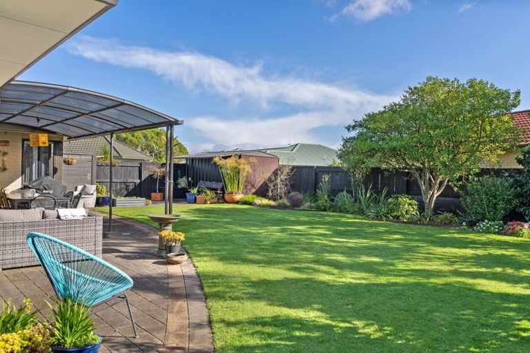 Photo of property in 6 Karia Grove, Papamoa Beach, Papamoa, 3118