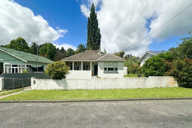 Photo of property in 18 Goldfinch Street, Taihape, 4720