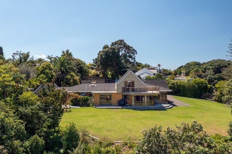 Photo of property in 59-61 Rock Isle Road, Torbay, Auckland, 0630