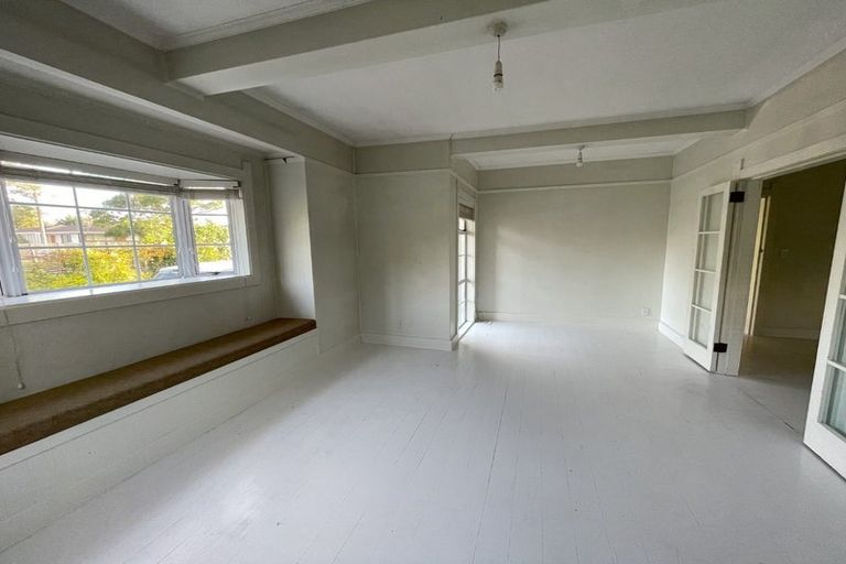 Photo of property in 20 Middle Road, Havelock North, 4130