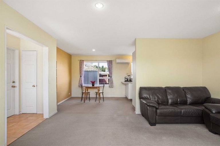 Photo of property in 3/76 Gilberthorpes Road, Hei Hei, Christchurch, 8042