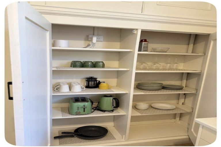 Photo of property in 60 Royal Terrace, Dunedin Central, Dunedin, 9016