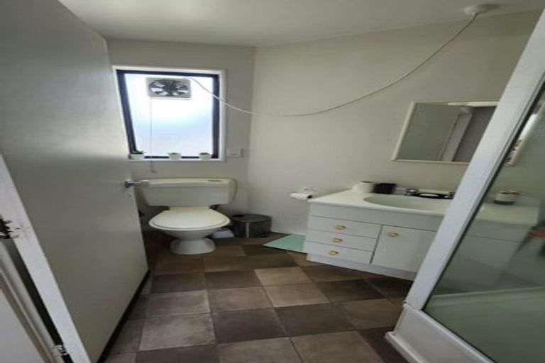 Photo of property in 35 Macdonald Crescent, Te Aro, Wellington, 6011