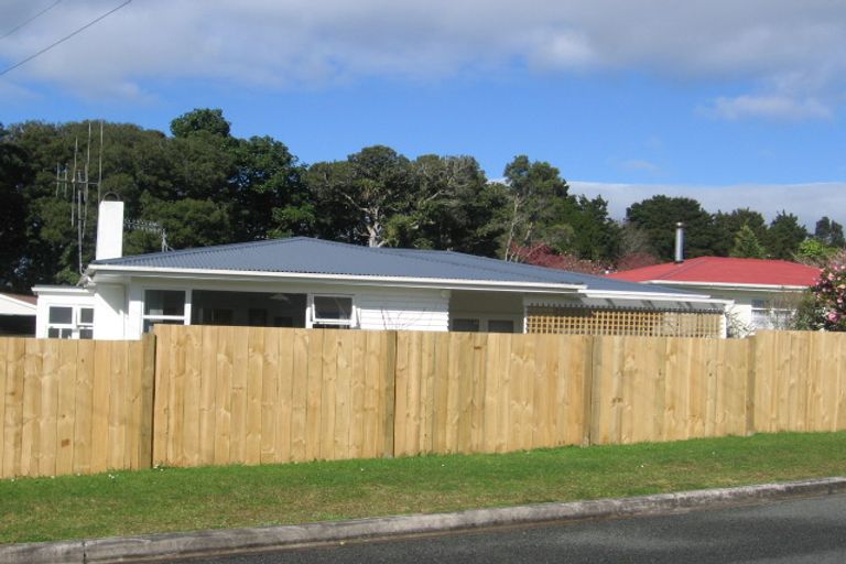 Photo of property in 30 Tui Crescent, Maunu, Whangarei, 0110