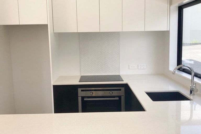 Photo of property in 6/24 Andrew Road, Howick, Auckland, 2010