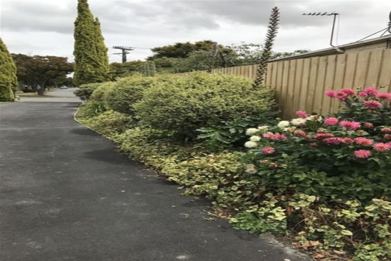 Photo of property in 28 Maple Street, Bishopdale, Christchurch, 8053