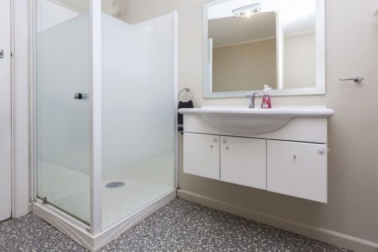 Photo of property in 1/38 Aorangi Road, Bryndwr, Christchurch, 8053