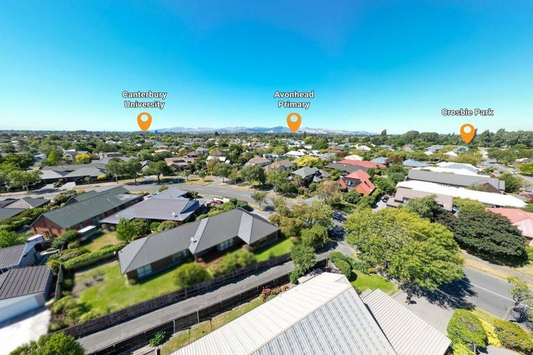 Photo of property in 75 Apsley Drive, Avonhead, Christchurch, 8042