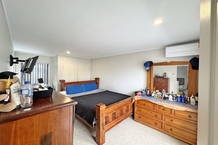 Photo of property in 6 Duxfield Drive, Ranui, Auckland, 0612