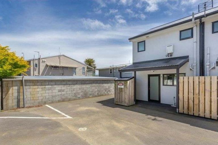 Photo of property in 8/9 Sherborne Street, St Albans, Christchurch, 8014