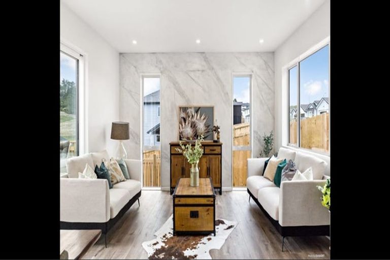 Photo of property in 3 Franheim Crescent, Orewa, 0931