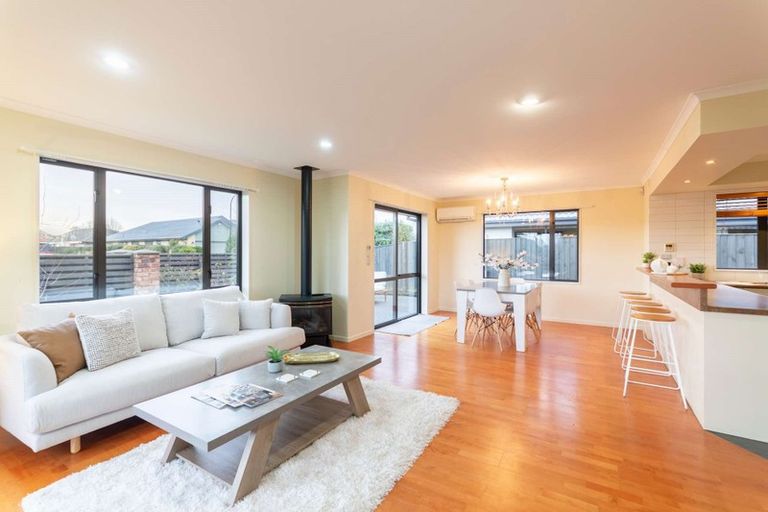 Photo of property in 5 Baltic Place, Northwood, Christchurch, 8051