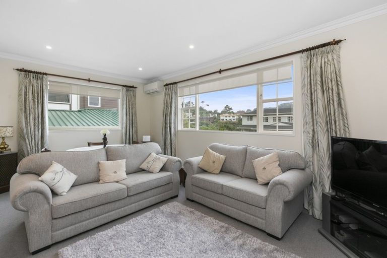 Photo of property in 7 Epping Grove, Karori, Wellington, 6012