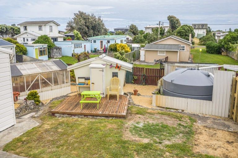 Photo of property in 31 Park Avenue, Waitarere Beach, Levin, 5510