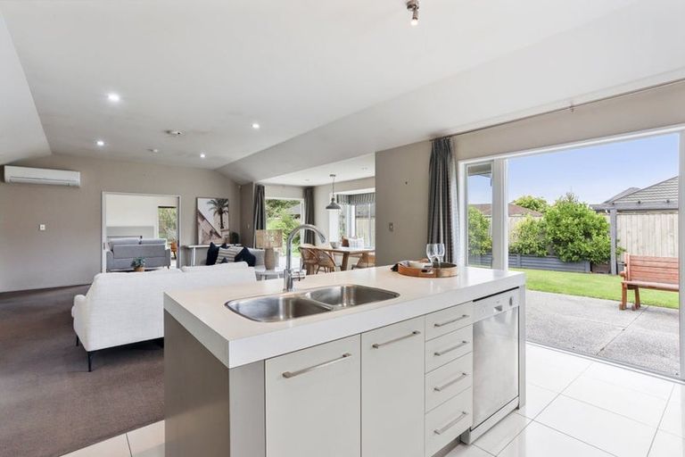 Photo of property in 13 Goodwood Close, Rangiora, 7400