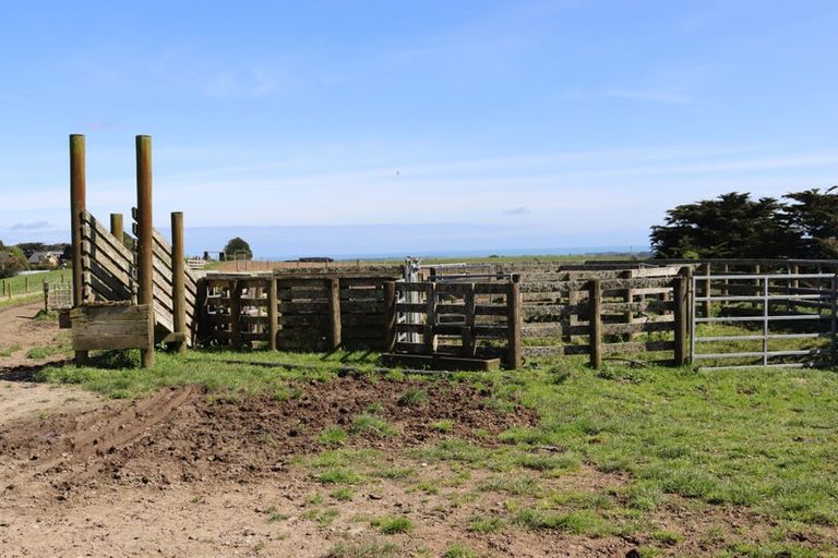 Photo of property in 888a Otaraoa Road, Tikorangi, Waitara, 4383