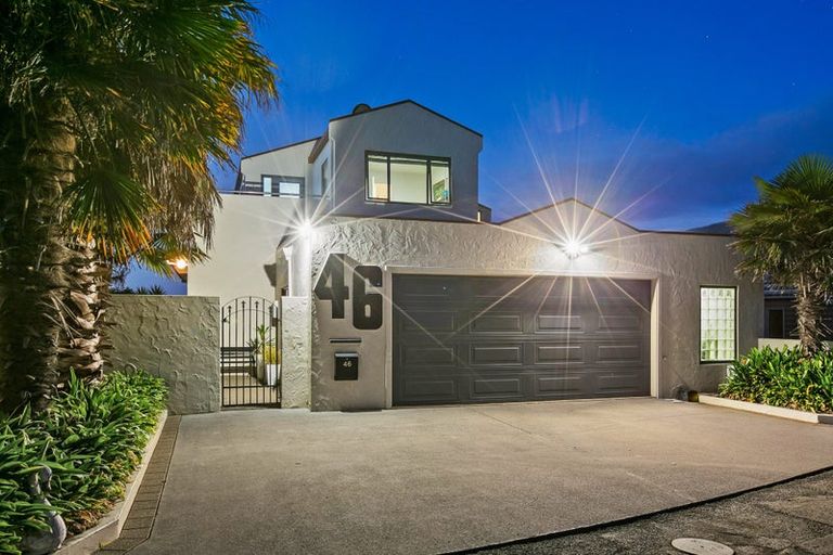 Photo of property in 46 Whiteley Street, Moturoa, New Plymouth, 4310