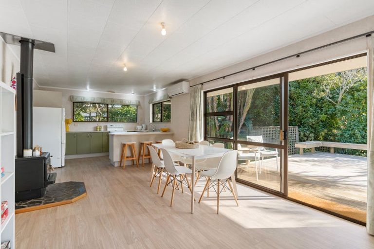 Photo of property in 321 Otahu Road, Whangamata, 3620