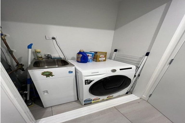 Photo of property in Pinnacle Apartments, W707/160 Victoria Street, Te Aro, Wellington, 6011