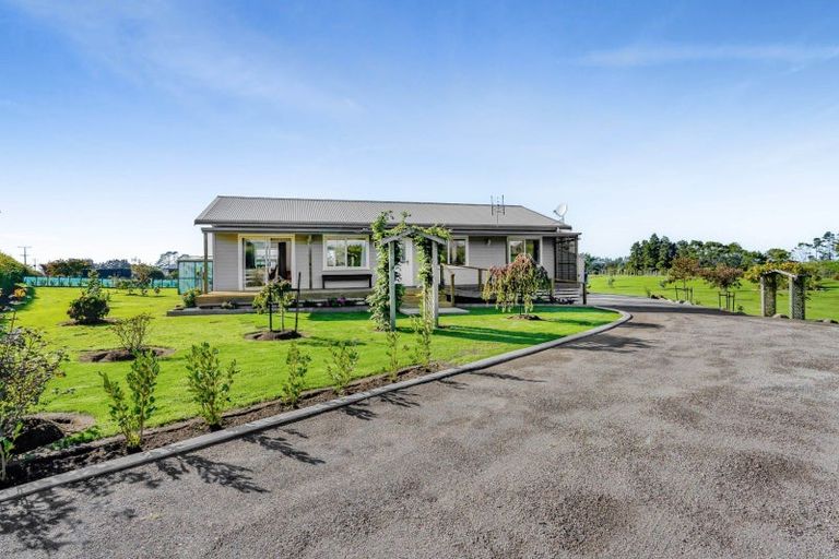 Photo of property in 297 Radnor Road, Midhirst, Stratford, 4394